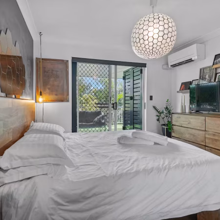 Master Bedroom - Citylight Stays