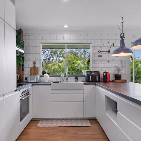 Citylight Stays Kitchen Front
